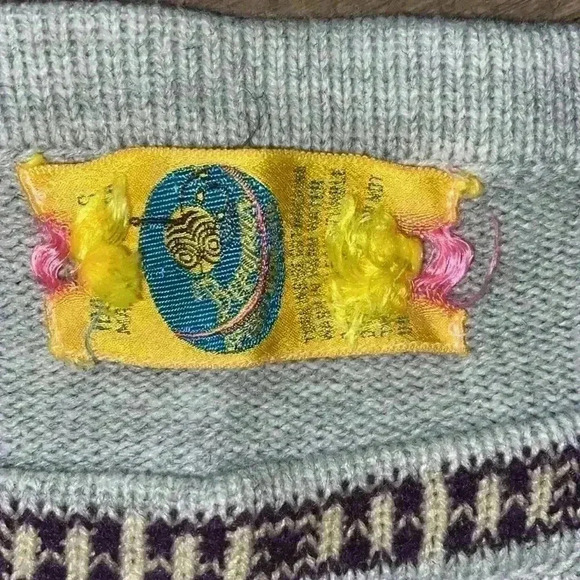 Vintage 1970’s Beewear Sportswear square neck sweater - Picture 2 of 5